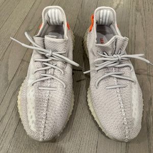 adidas Yeezy Boost 350 V2 Tail Light